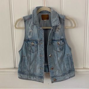 American Eagle Jean Vest Size S